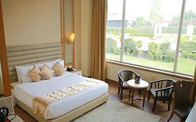 Opulent By Udman Chhattarpur